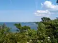 Blick vom Högklint. Visby in der Ferne.