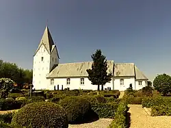 Die Vodder Kirke, etwa 1 km östlich von Frifelt