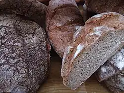 Vollkornbrot