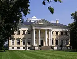 Schloss im Wörlitzer Park, errichtet von 1769 bis 1773 durch Leopold&nbsp;III. Friedrich Franz