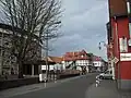 Blick in die Ludwigstraße, links die Kirche St. Ägidius