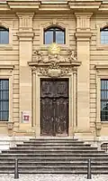 Wandpfeiler als Fassadenpilaster (Hofkirche der Würzburger Residenz)