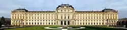 Zwei Mezzaningeschosse (Würzburger Residenz, Gartenfront)