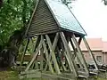 Glockenstuhl an der Linde