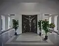 Inneres der Leichenhalle auf dem Gemeindefriedhof