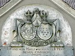 Allianzwappen Dewitz-Bülow von 1786 am Gutshaus Cölpin.