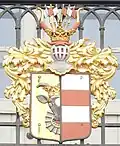 Wappen am Balkon des Rathauses