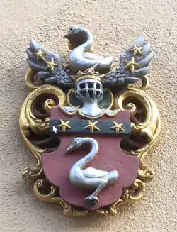 Wappen der Freiherren von Fick über der Eingangstür