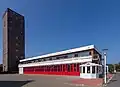 Wasserturm mit dem Gebäude der Freiwilligen Feuerwehr