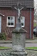 Wegekreuz am Ortseingang
