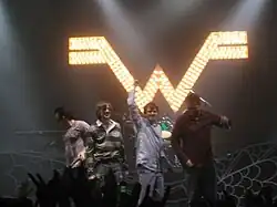 Weezer, 2005