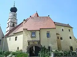Die Wehrkirche Kößlarn in Kößlarn BY