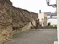Reste der um 1300 angelegten Wehrmauer