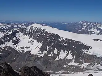 Die Weißseespitze und der oberste Gepatschferner (rechts), von der Weißkugel aus aufgenommen