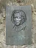 Plakette am Denkmal
