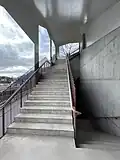 Untere Treppe