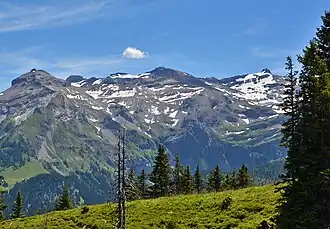 Das Weisshorn (Mitte) vom Betelberg aus gesehen