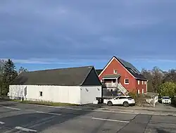 Wellringrade 3 mit Wirtschaftsgebäude