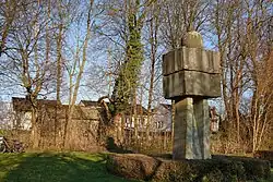 Monument für O