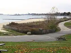Strand im Westen und “Protected Sand Dune Area”