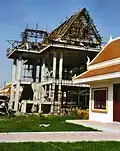 Die Shwedagon-Pagode wird in Beton nachgebildet