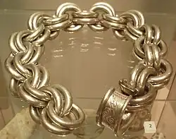 Whitecleuch Chain