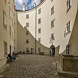 Innenhof (2023)