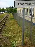 Auf 600 mm umgespurter Gleisabschnitt am Landratsamt Rhein-Neckar-Kreis
