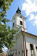 Blick auf den markanten Kirchturm