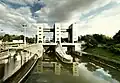 Schleusentore von Unterwasser gesehen