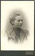 Porträt einer jungen Frau, um 1910