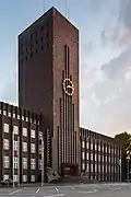 Rathaus Rüstrin­gen (seit 1937 Rathaus Wil­helmshaven)