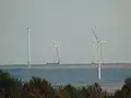 Neue Vestas-Anlage (links) im Windpark
