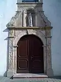 Kircheneingang von Süden