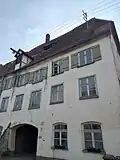Aufzugsgiebel am Wirtschaftshof in Oettingen