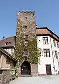Torturm-Bergfried des Schlosses Wörth in Wœrth an der Sauer, Elsass, Frankreich