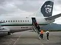 Flugzeugeigene seitliche Treppe als Airstair