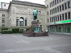 Bismarck-Denkmal am Geschwister-Scholl-Platz
