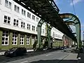Portal Nummer 20a/b auf der Landstrecke ist ein stabilisierendes Ankerjoch