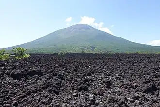 Yakehasgiri (Lawa) und Iwate