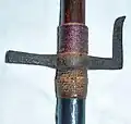 Klingenfänger an einer japanischen Stangenwaffe