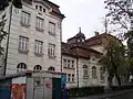 Fassade von der Straße Nemanjina aus