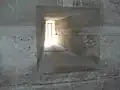 Unterer Lichtschacht der zentralen Gruftnische.