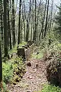 Bergseitige Panzersperre