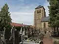 Kirche und Friedhof