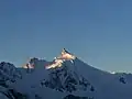 Blick von der Hütte bei Sonnenaufgang: Zinalrothorn (4221&nbsp;m)