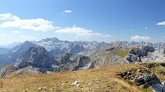 Maja Rosit rechts im Vordergrund von Osten (Zla Kolata) gesehen
