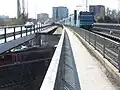 Regionalbahn kreuzt auf der Main-Weser-Bahn, gesehen vom Fußgängersteg nach Ginnheim