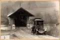 Eines der ersten Postautos (1907)