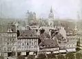 Aufnahme von um 1900: Westseite des Bohlwegs vom Braunschweiger Schloss aus gesehen. Im Hintergrund die Türme von (v.&nbsp;l.&nbsp;n.&nbsp;r.): Braunschweiger Dom, Braunschweiger Rathaus und Andreaskirche.